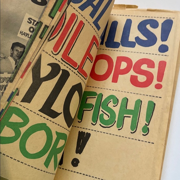 The Worst From Mad 7th Annual Edition - With Mad Protest Signs MAD Magazine - Picture 7 of 11